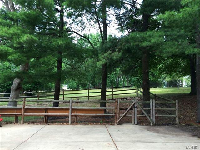 437 Norman Gate, Ballwin, MO 63011 photo 25
