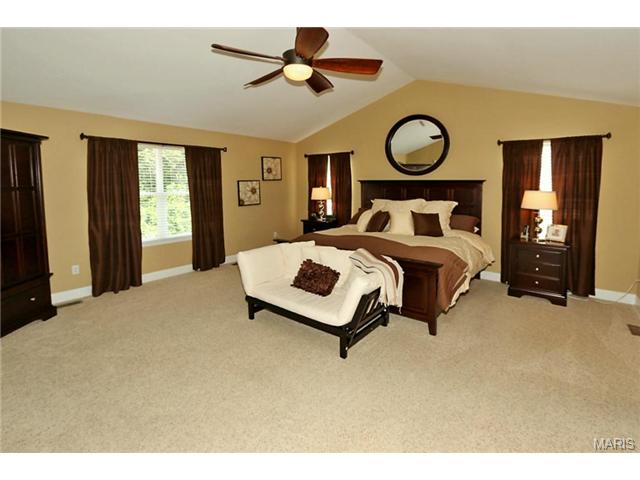 624 Tanya Court Dr, Saint Louis, MO 63129 photo 20