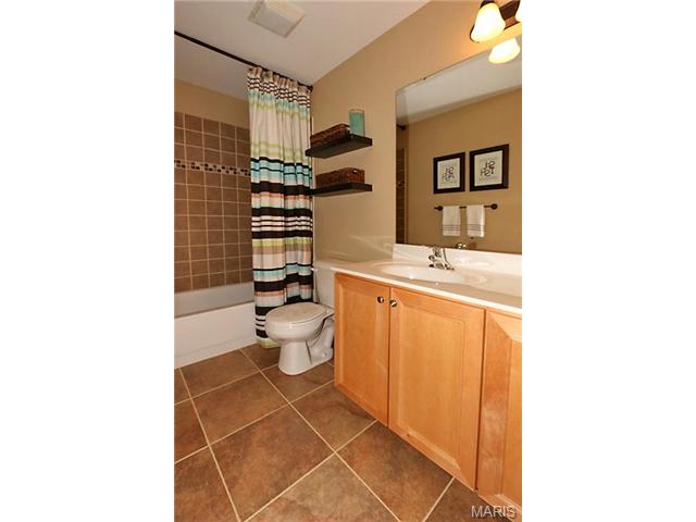 624 Tanya Court Dr, Saint Louis, MO 63129 photo 26