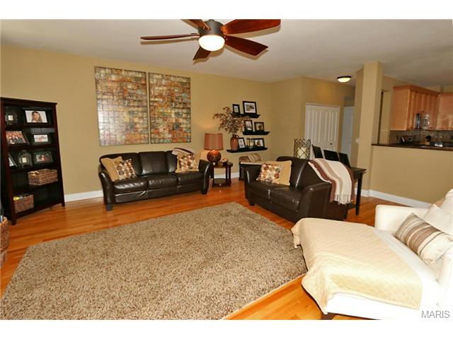 624 Tanya Court Dr, Saint Louis, MO 63129 photo 8