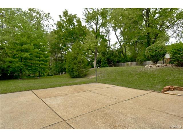 421 Iron Lantern, Ballwin, MO 63011 photo 35