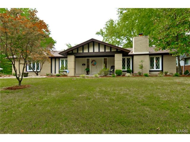 421 Iron Lantern, Ballwin, MO 63011 photo 1