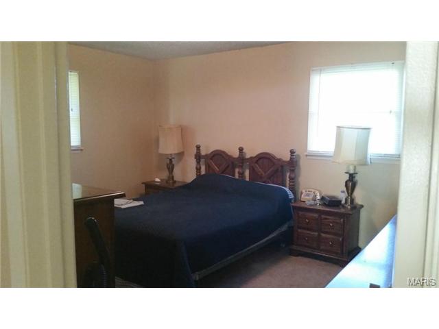 940 Old Bryan Rd, O'fallon, MO 63366 photo 14