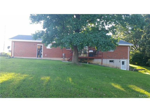 940 Old Bryan Rd, O'fallon, MO 63366 photo 4