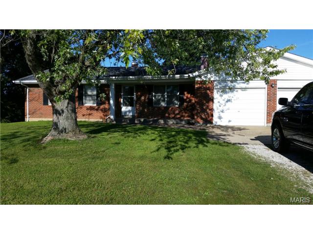 940 Old Bryan Rd, O'fallon, MO 63366 photo 3