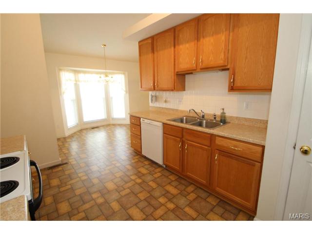 3 Limerick Ln, O'fallon, MO 63366 photo 2