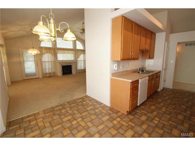 3 Limerick Ln, O'fallon, MO 63366 photo 8