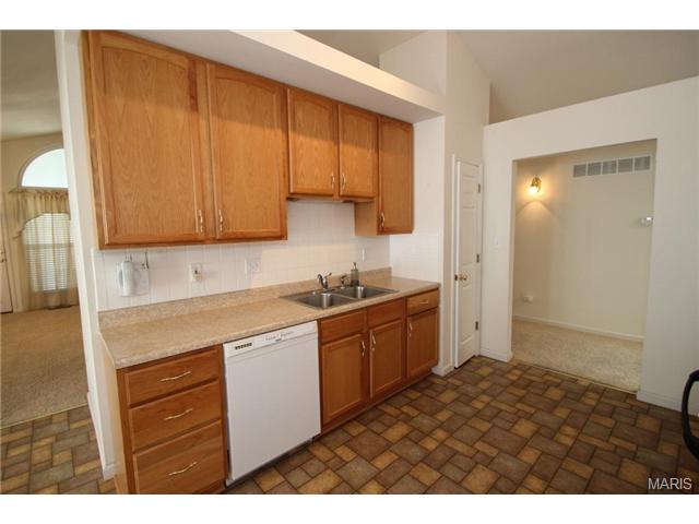 3 Limerick Ln, O'fallon, MO 63366 photo 3