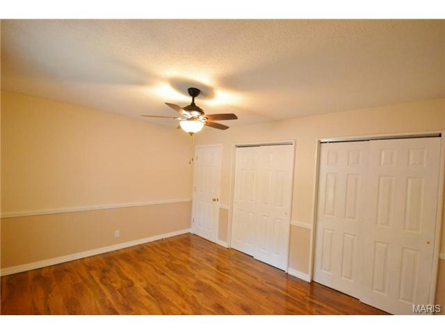 716 Wild Walnut Ln, Ballwin, MO 63021 photo 10