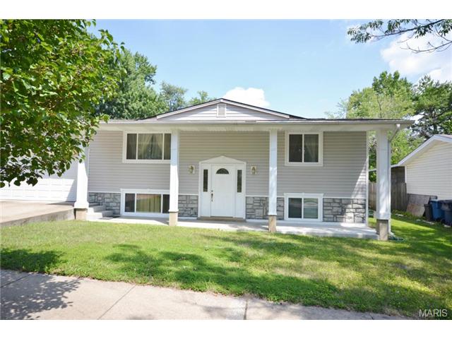 716 Wild Walnut Ln, Ballwin, MO 63021 photo 1