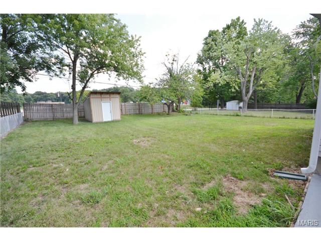 716 Wild Walnut Ln, Ballwin, MO 63021 photo 15
