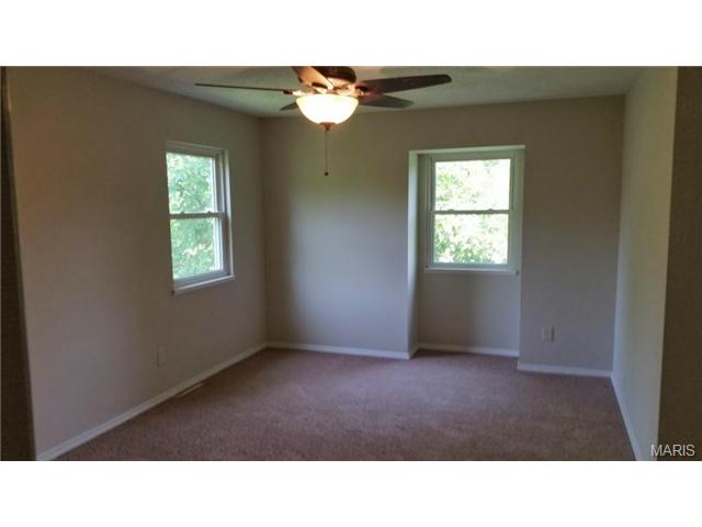 261 Shinstock Ln, O'fallon, MO 63366 photo 6