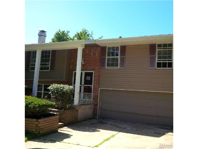 336 Towerwood, Ballwin, MO 63021 photo 1