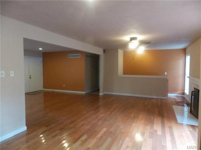 1188 Dunloe, Ballwin, MO 63021 photo 3