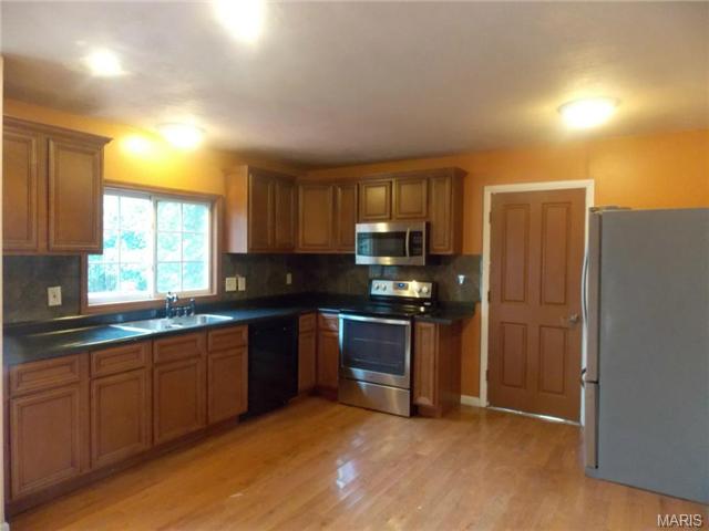 1188 Dunloe, Ballwin, MO 63021 photo 9