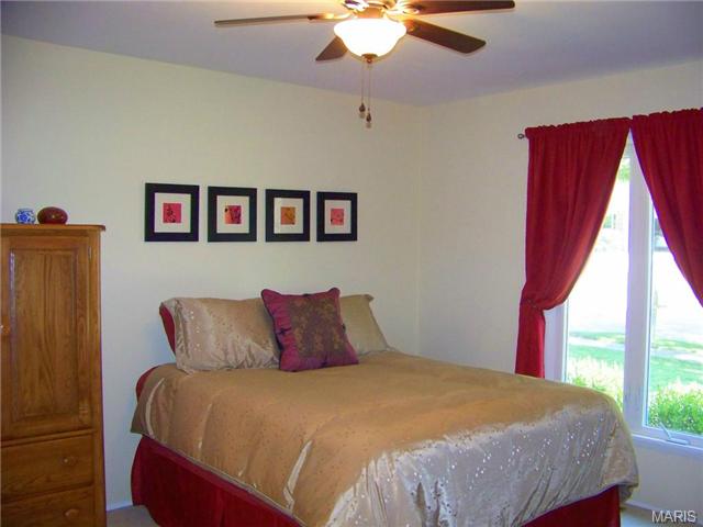2 Le Tour Ct, Manchester, MO 63021 photo 18