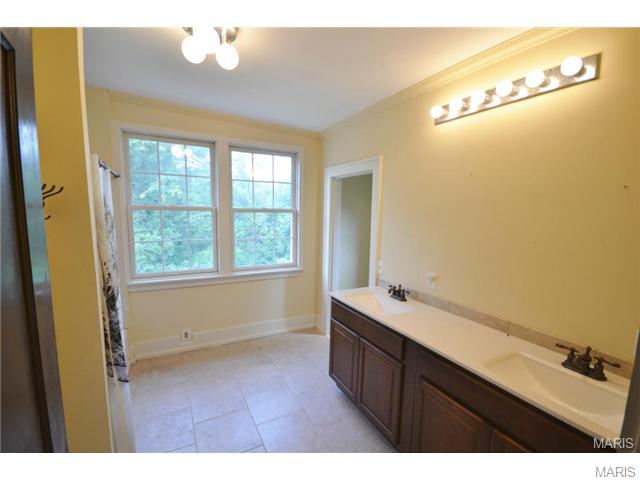 1591 Saint Paul, Ballwin, MO 63021 photo 12