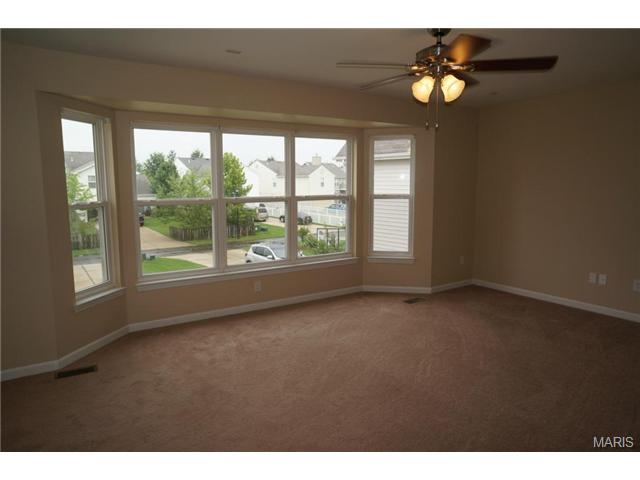 417 Covered Bridge Ln, O'fallon, MO 63368 photo 6