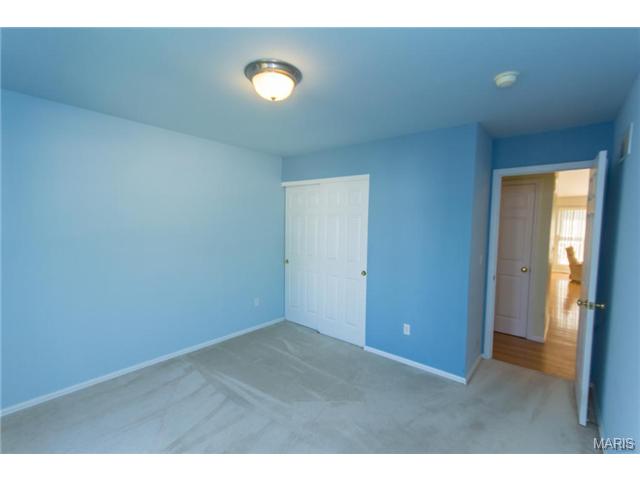 588 Hilltop Townes Dr, Eureka, MO 63025 photo 23