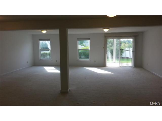 2503 Newpoint Dr, Ballwin, MO 63011 photo 15
