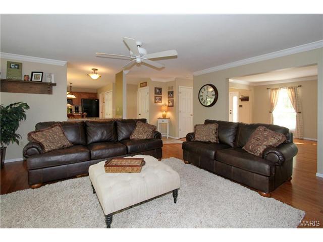 931 Westrun Dr, Ballwin, MO 63021 photo 7