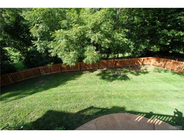 931 Westrun Dr, Ballwin, MO 63021 photo 24