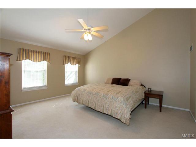 931 Westrun Dr, Ballwin, MO 63021 photo 13