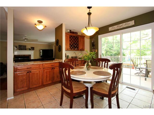 931 Westrun Dr, Ballwin, MO 63021 photo 11