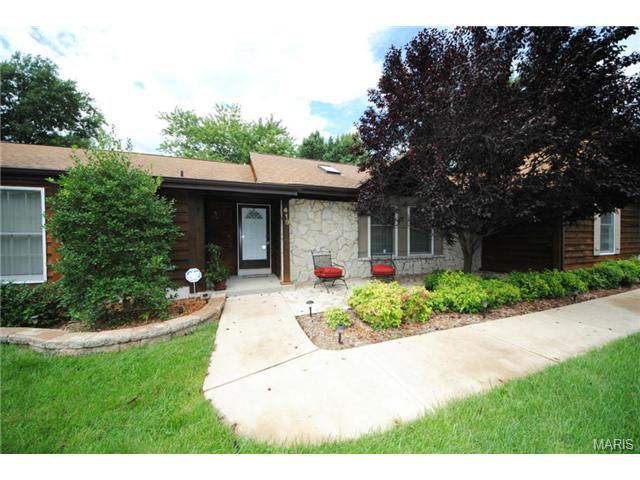 419 Norman Gate, Ballwin, MO 63011 photo 2