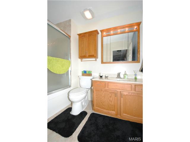 419 Norman Gate, Ballwin, MO 63011 photo 18