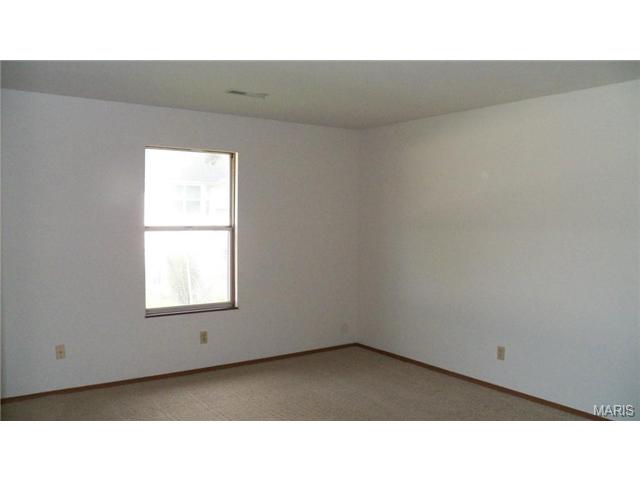 1041 Whitegate Ct, O'fallon, MO 63366 photo 14