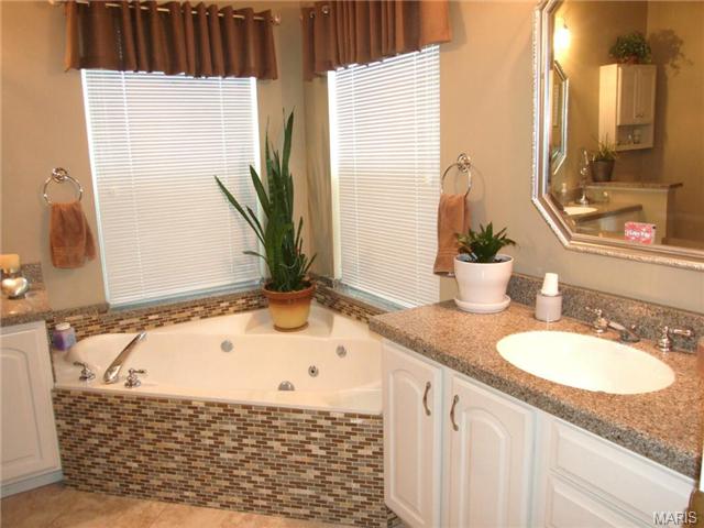 5901 Canterfield Ct, Weldon Spring, MO 63304 photo 20