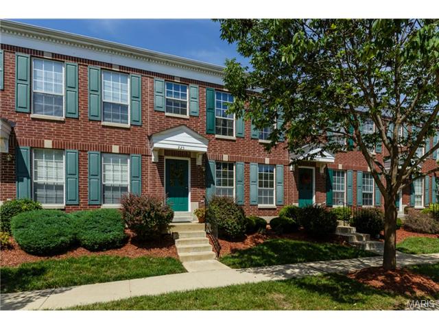 325 Heritage Cmns, O'fallon, MO 63368 photo 29