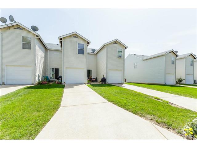 325 Heritage Cmns, O'fallon, MO 63368 photo 37