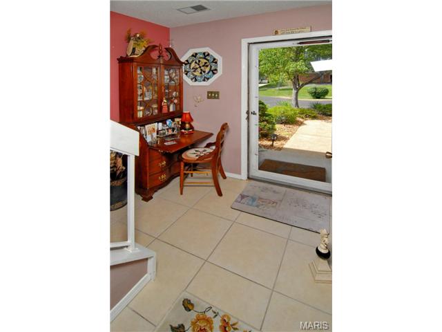 1025 Pocono, Ballwin, MO 63021 photo 8