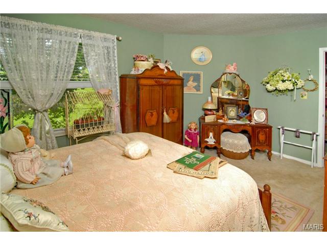 1025 Pocono, Ballwin, MO 63021 photo 22