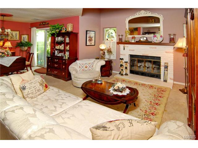 1025 Pocono, Ballwin, MO 63021 photo 10