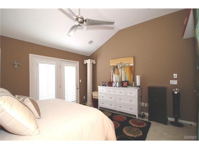 607 Highview Circle Dr, Ballwin, MO 63021 photo 13