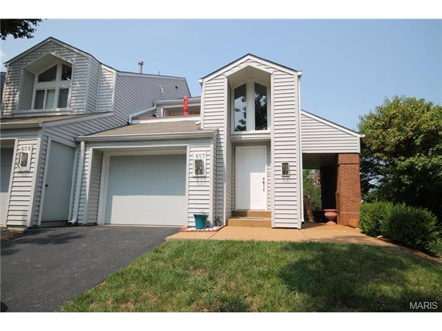 607 Highview Circle Dr, Ballwin, MO 63021 photo 1