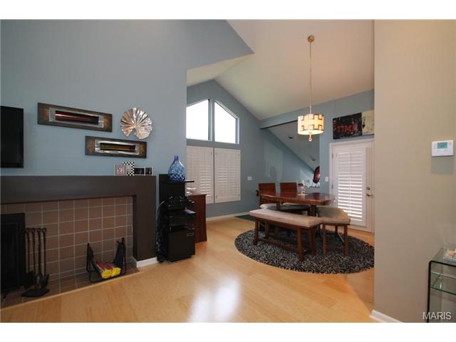 607 Highview Circle Dr, Ballwin, MO 63021 photo 5