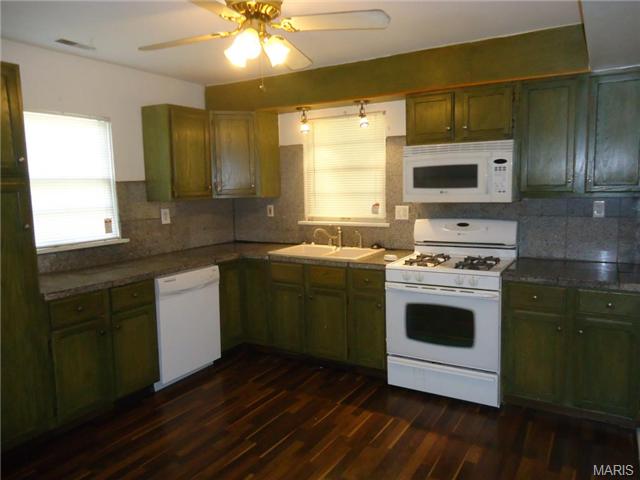 4150 Wright Ave, Saint Ann, MO 63074 photo 4