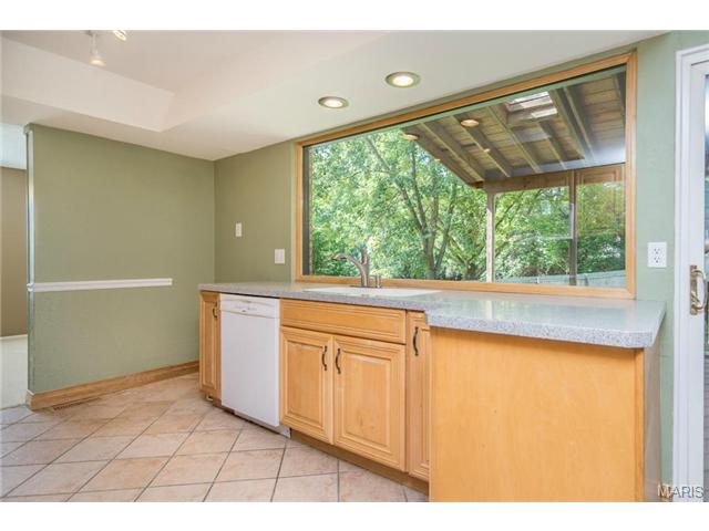 741 Agean, Ballwin, MO 63011 photo 23