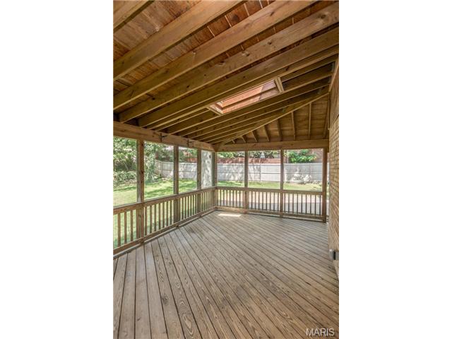 741 Agean, Ballwin, MO 63011 photo 46