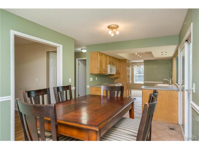 741 Agean, Ballwin, MO 63011 photo 27