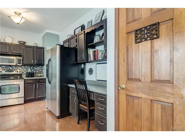 232 Cleta Ct, Ballwin, MO 63021 photo 12