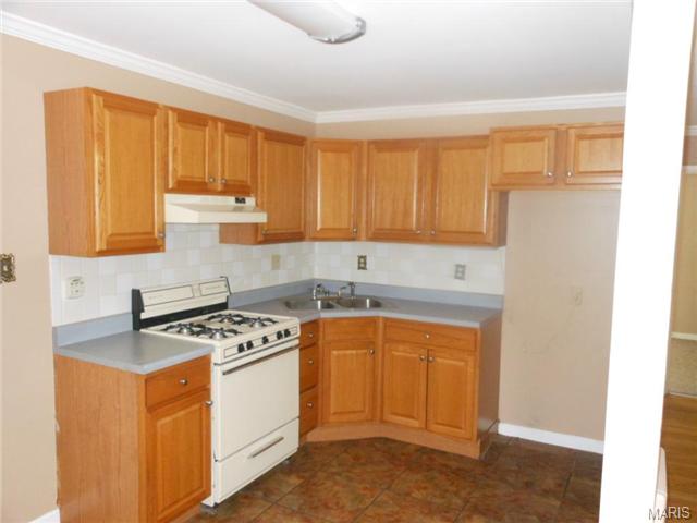 400 Eureka, Eureka, MO 63025 photo 2