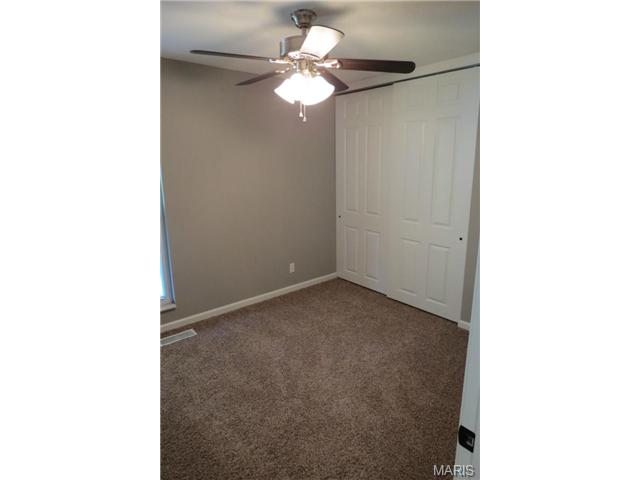 5192 Trailbend Dr, Black Jack, MO 63033 photo 13