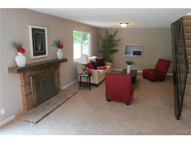 5192 Trailbend Dr, Black Jack, MO 63033 photo 7