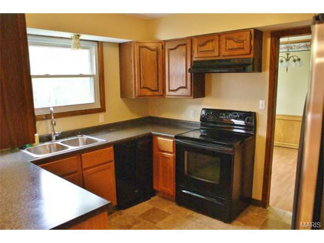 505 Maureen, Eureka, MO 63025 photo 4