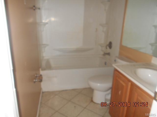 269 Oakborough, Lake Saint Louis, MO 63367 photo 8